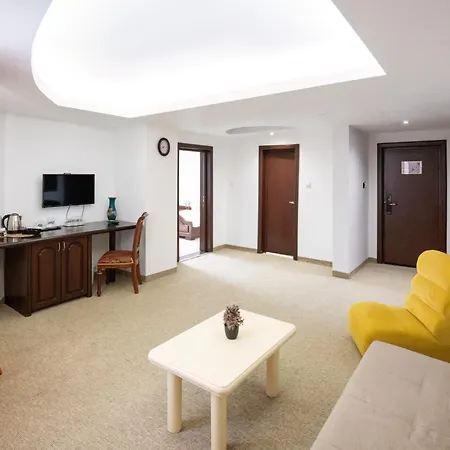 Szálloda Royal By Euxin 3*