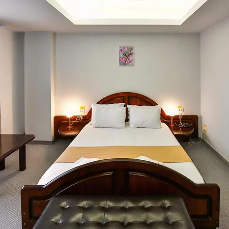 ホテル Royal By Euxin